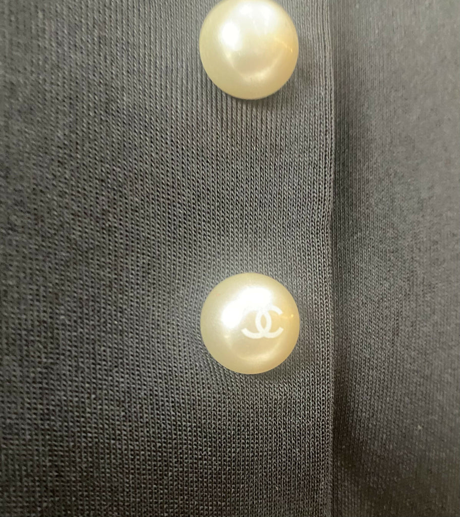 CHANEL 13P BLACK BLOUSE TOP PEARL CC BUTTONS FR 36
