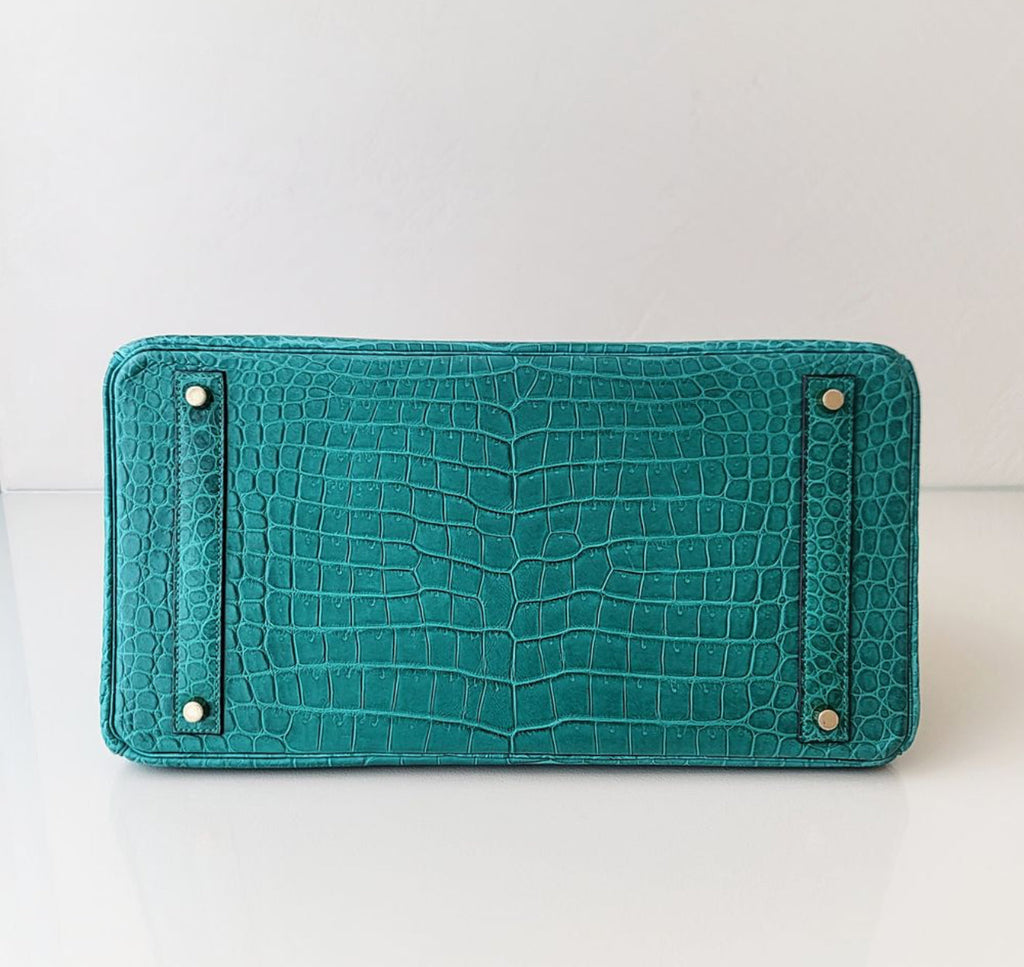 Rare Hermes Birkin 40 Matte Porosus Malachite Leather Gold Hardware