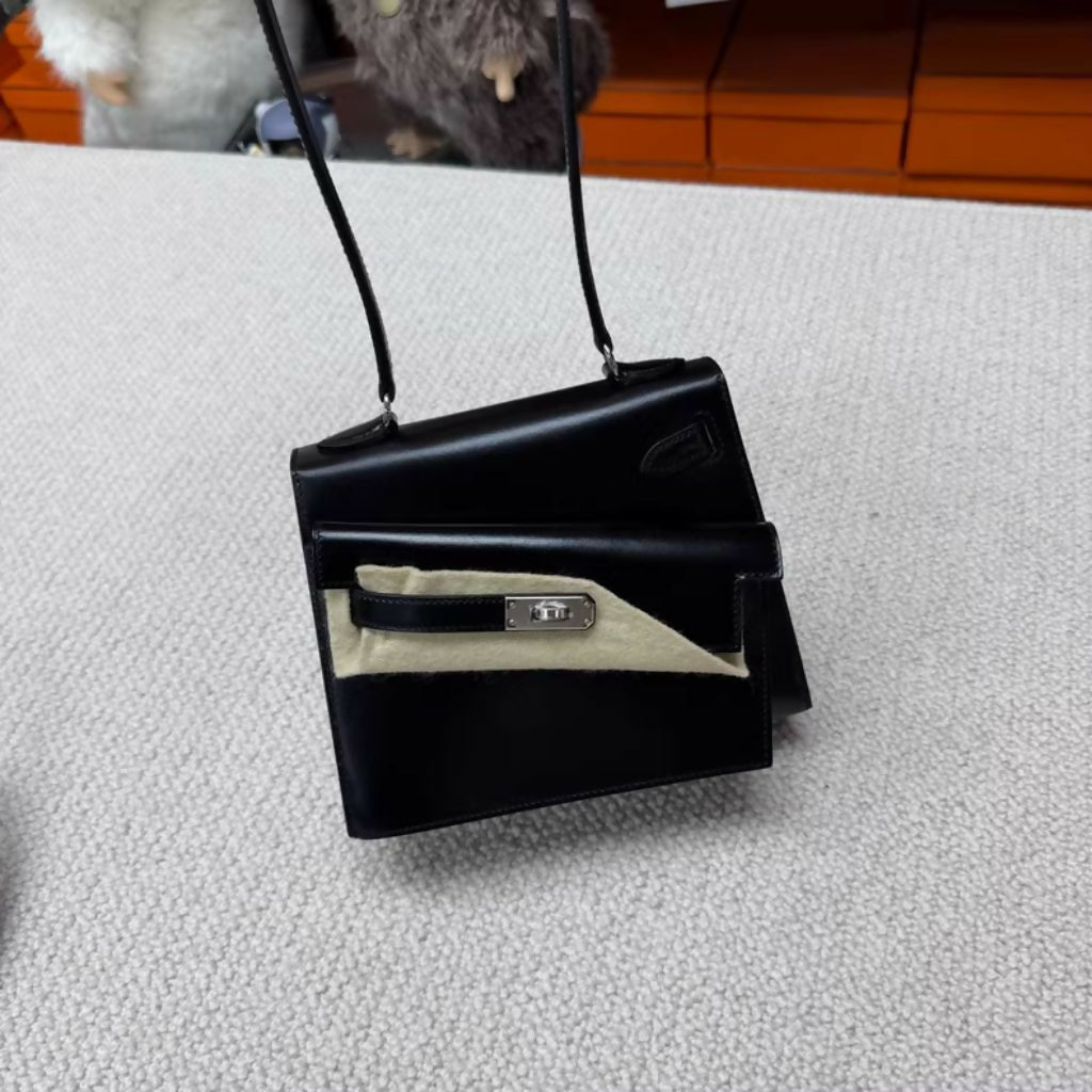 Hermès Kelly en Desordre 20 Black Box Leather Palladium Hardware