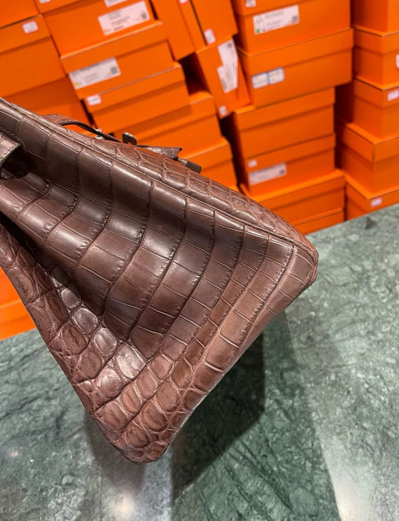 Hermès Birkin 35 Ebène Matte Alligator Leather Palladium Hardware