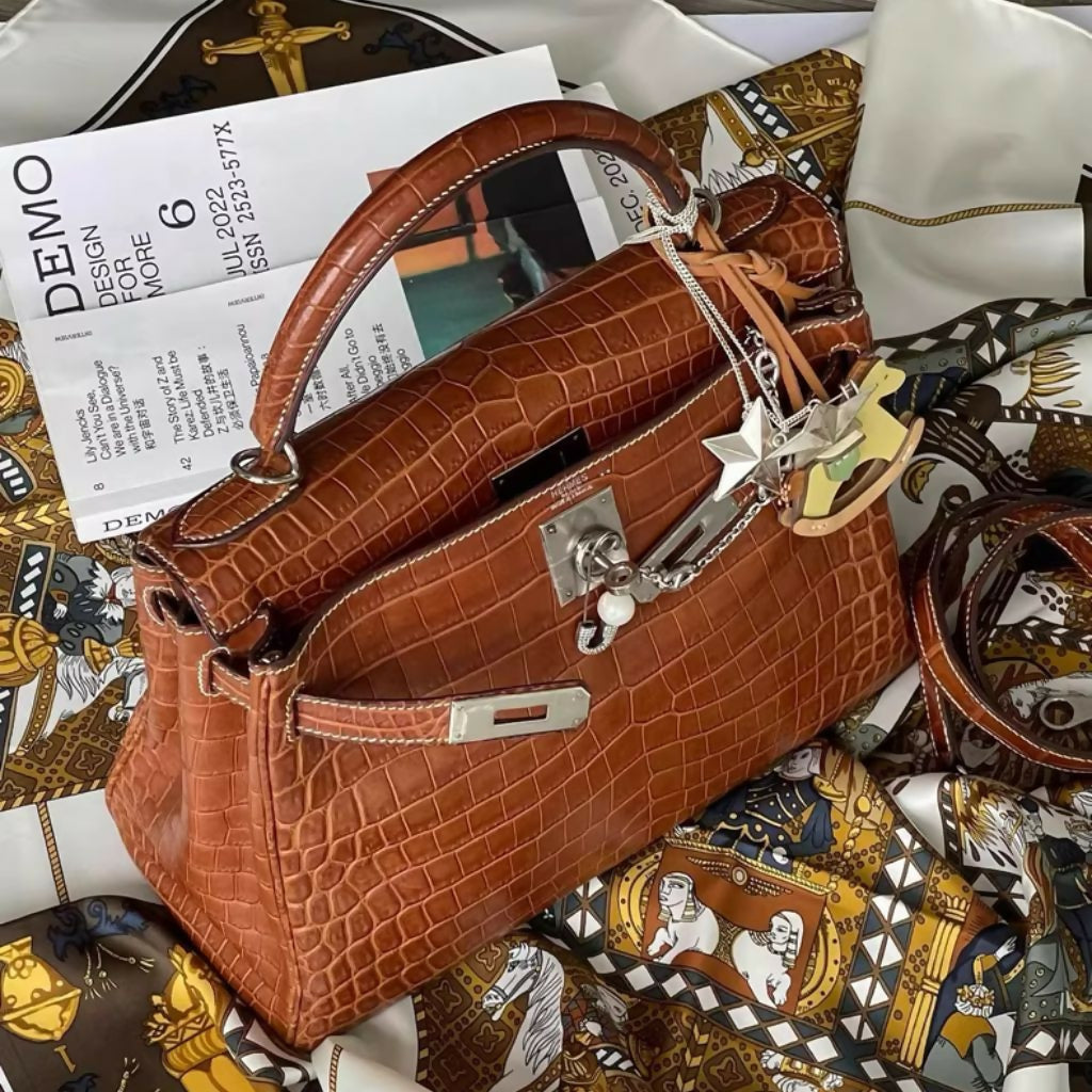 Hermès Kelly 28 Saddle Crocodile leather palladium hardware