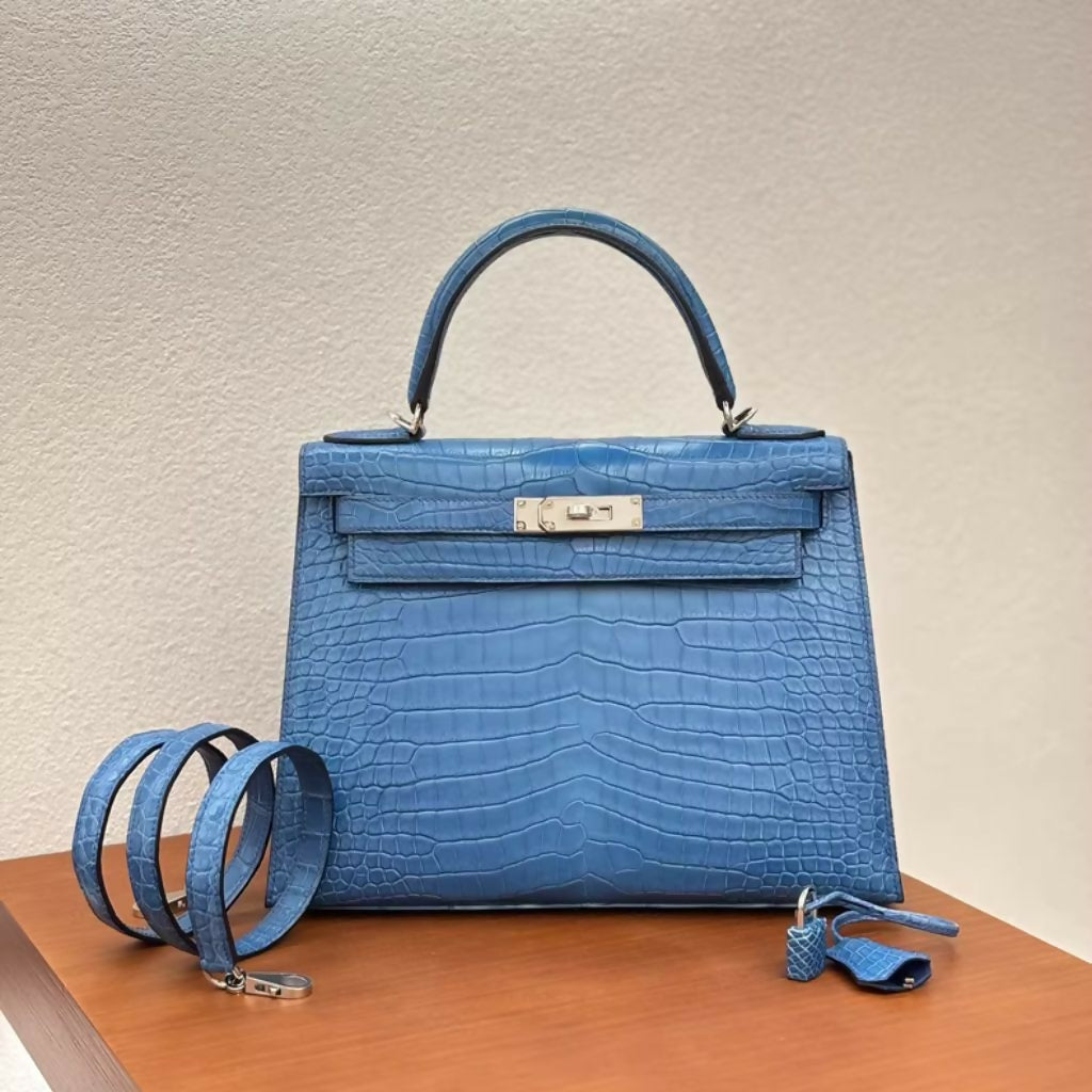 Hermès Kelly 28 Blue Izmir Matte crocodile Leather Palladium Hardware