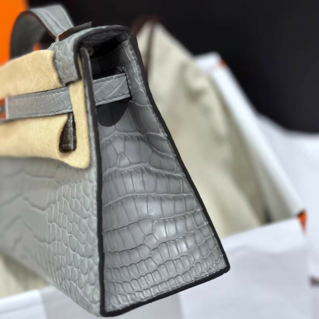 Hermes Mini Kelly Pochette Gris Ciment Matte Alligator Leather Palladium hardware