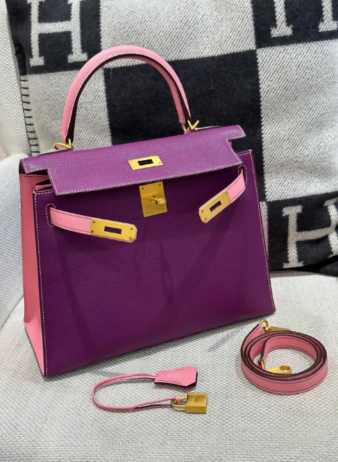 HERMES Kelly 28 Anemone/Rose Sakura  Epsom Leather Gold Hardware