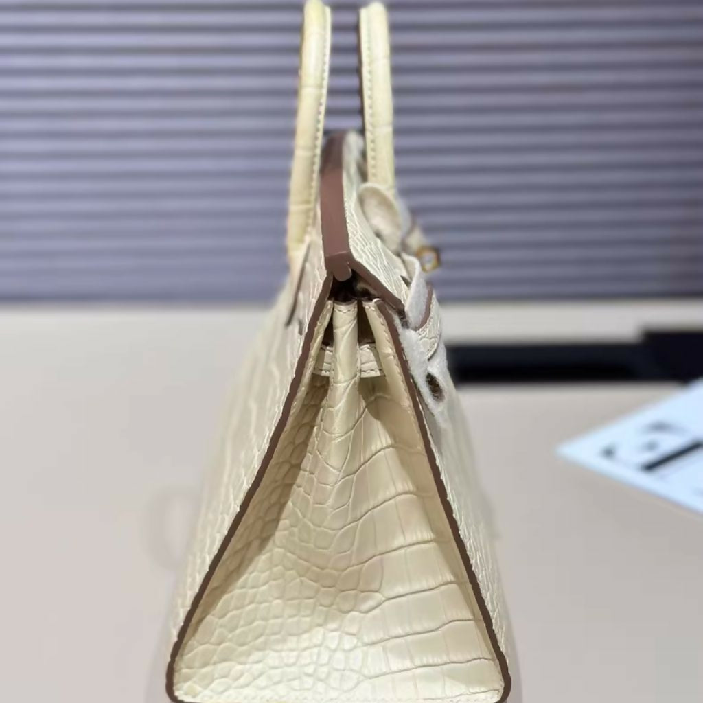 Hermes Birkin 20 Y1 Vanille Matte Crocodile Leather Gold Hardware