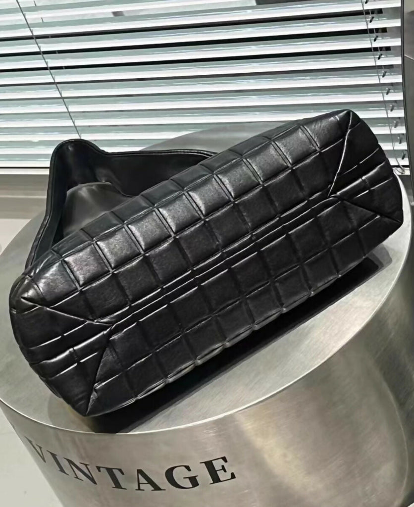 Chanel Vintage Black chocolat bars clutch