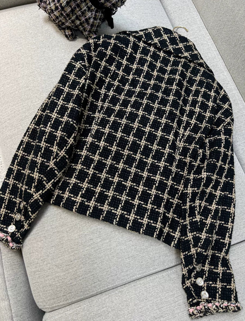 Chanel 21S Black & Beige jacket