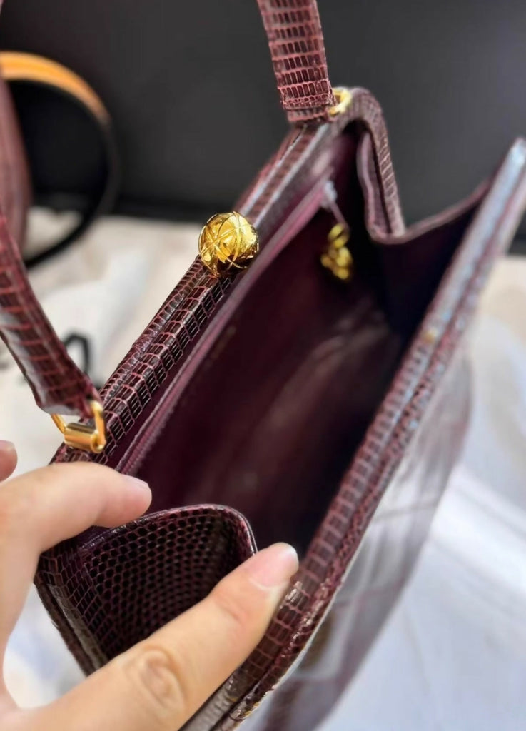 Chanel Vintage Lizard Burgundy leather with gold hardware