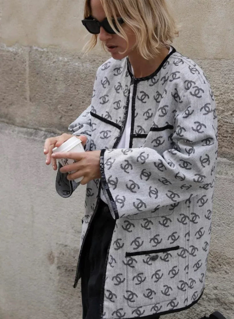 Chanel 22SS CC Gray denim jacket with sequin trimming