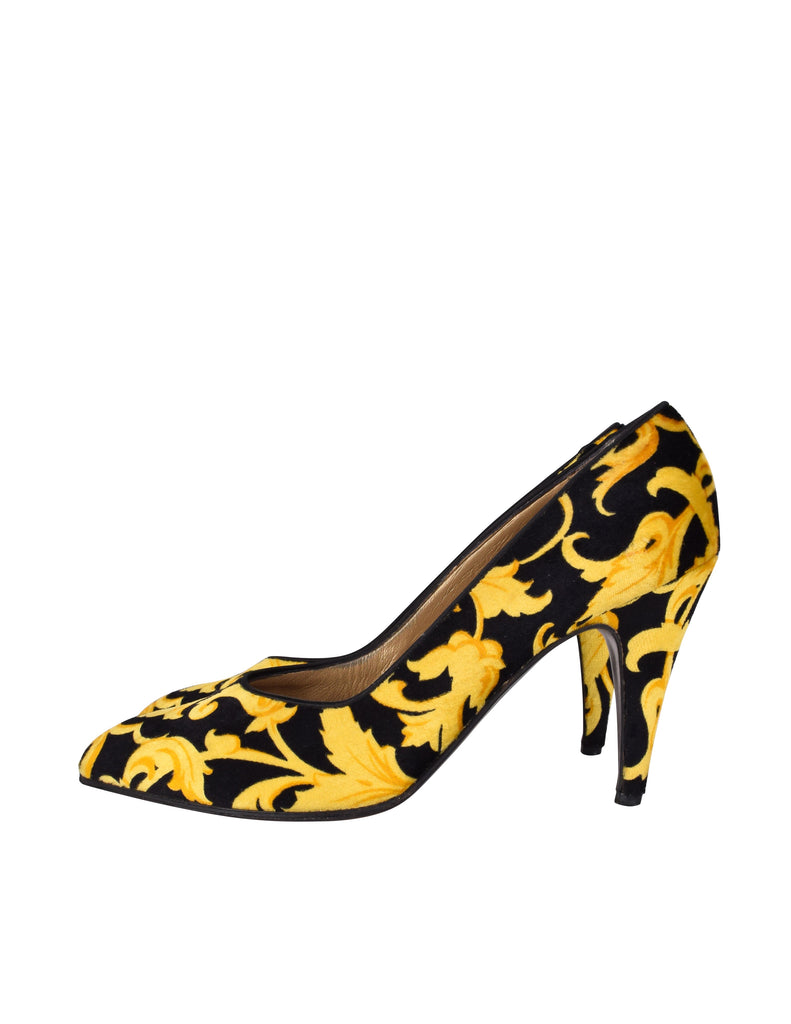 Gianni Versace Vintage Early 1990s Black and Yellow Baroque Print Velvet Pumps