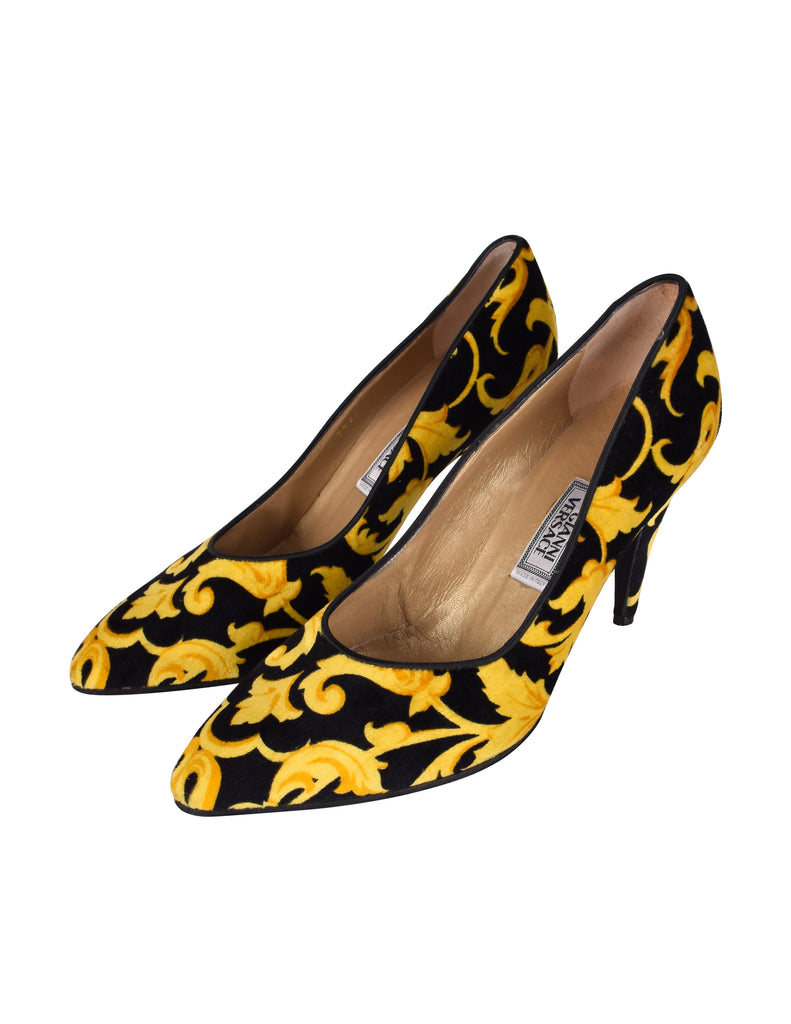 Gianni Versace Vintage Early 1990s Black and Yellow Baroque Print Velvet Pumps