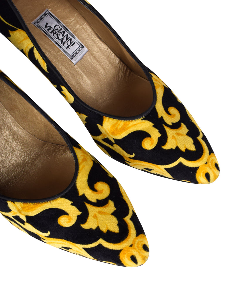 Gianni Versace Vintage Early 1990s Black and Yellow Baroque Print Velvet Pumps