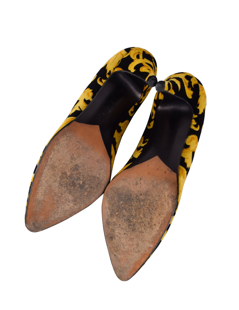 Gianni Versace Vintage Early 1990s Black and Yellow Baroque Print Velvet Pumps