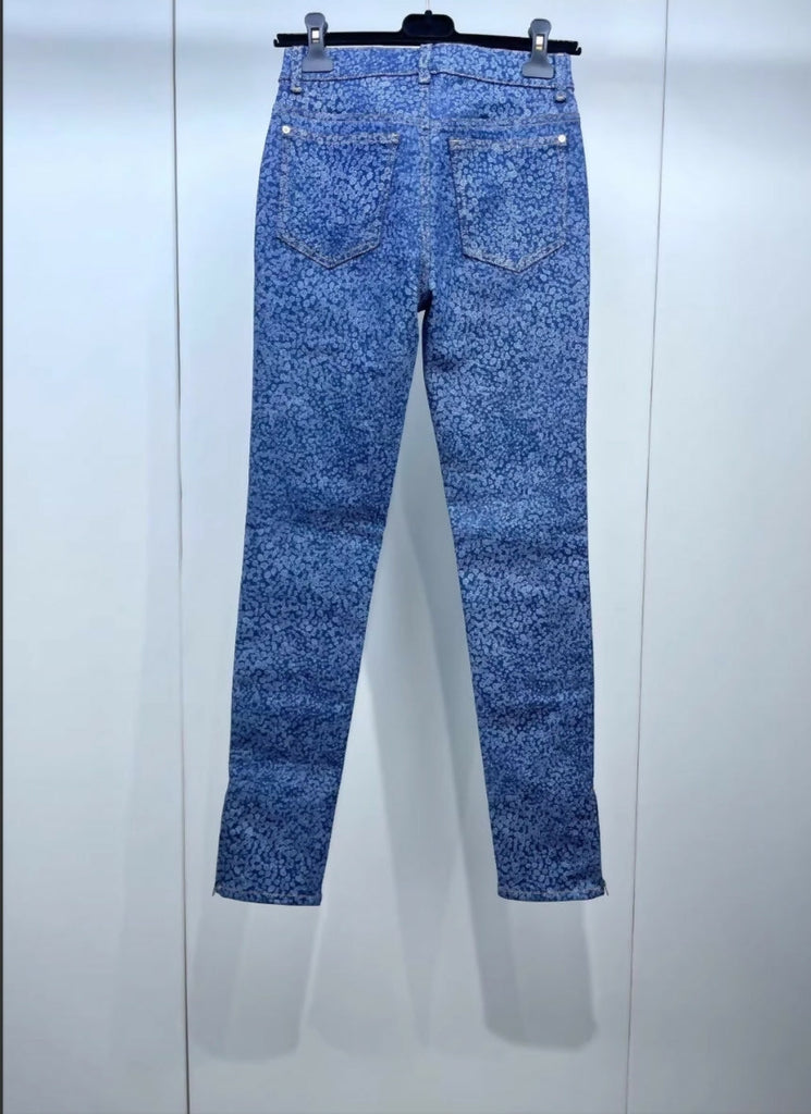 Chanel 21B Double C Camellia denim pants