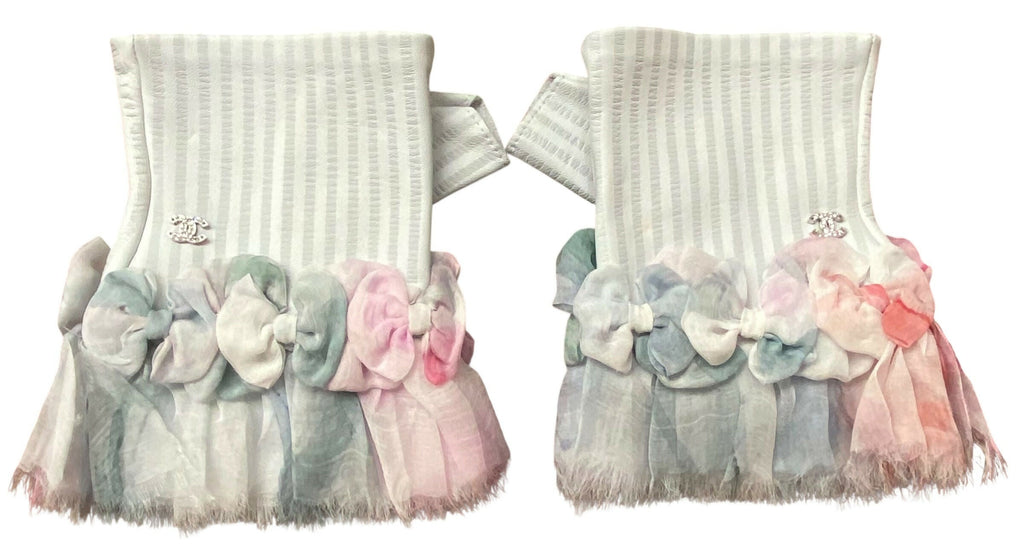 NIB Rare Chanel 13C Paris-Versailles Mint Green Leather Silk Bows CC Fingerless Gloves Size 7.5