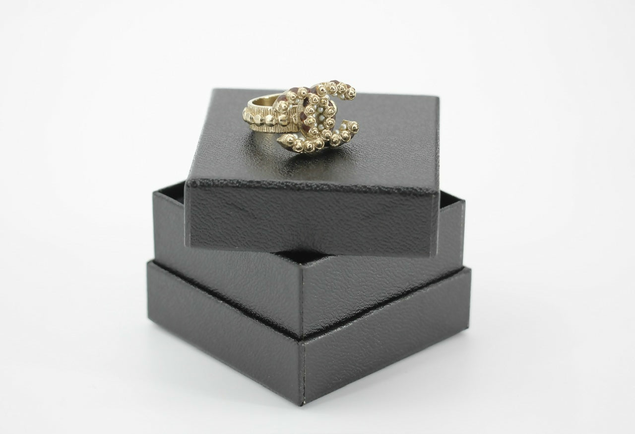 Chanel A12A Metal Imitation Pearl Maroon CoCo Mark Ring