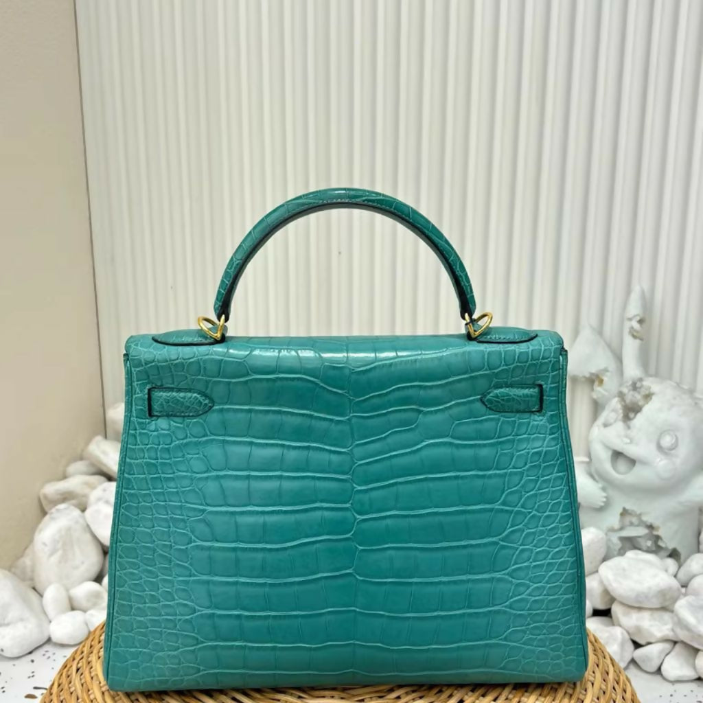 Hermès Kelly 32 Blue Paon 7F Matte Crocodile leather with Gold Hardware