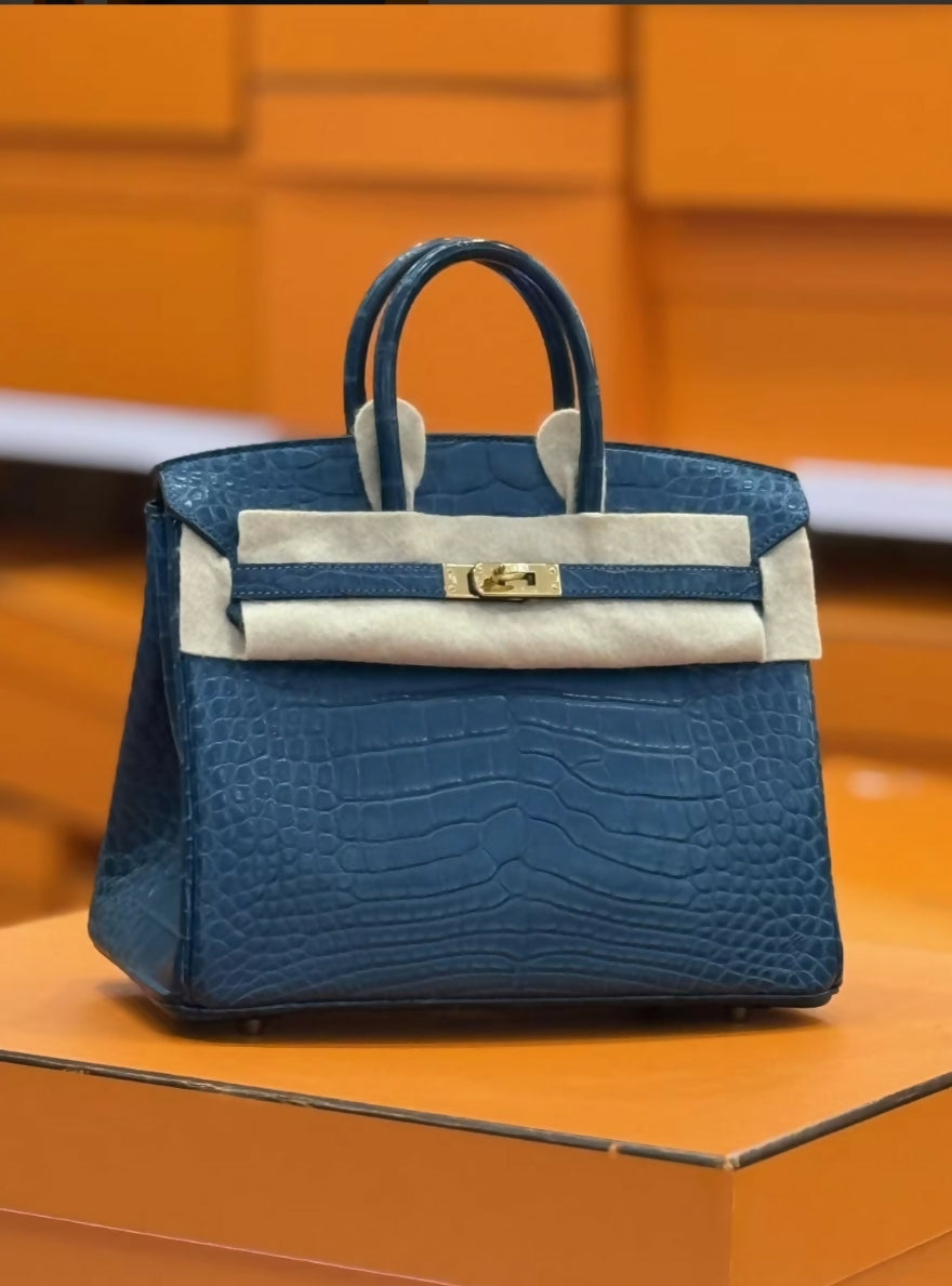 Hermes Birkin 25 blue matte crocodile leather Gold Hardware
