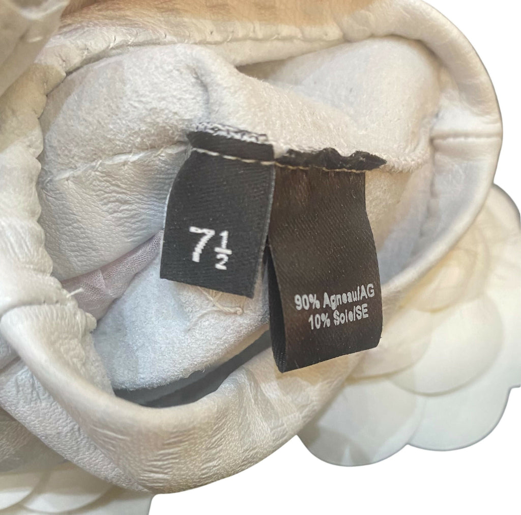 NIB Rare Chanel 13C Paris-Versailles Mint Green Leather Silk Bows CC Fingerless Gloves Size 7.5