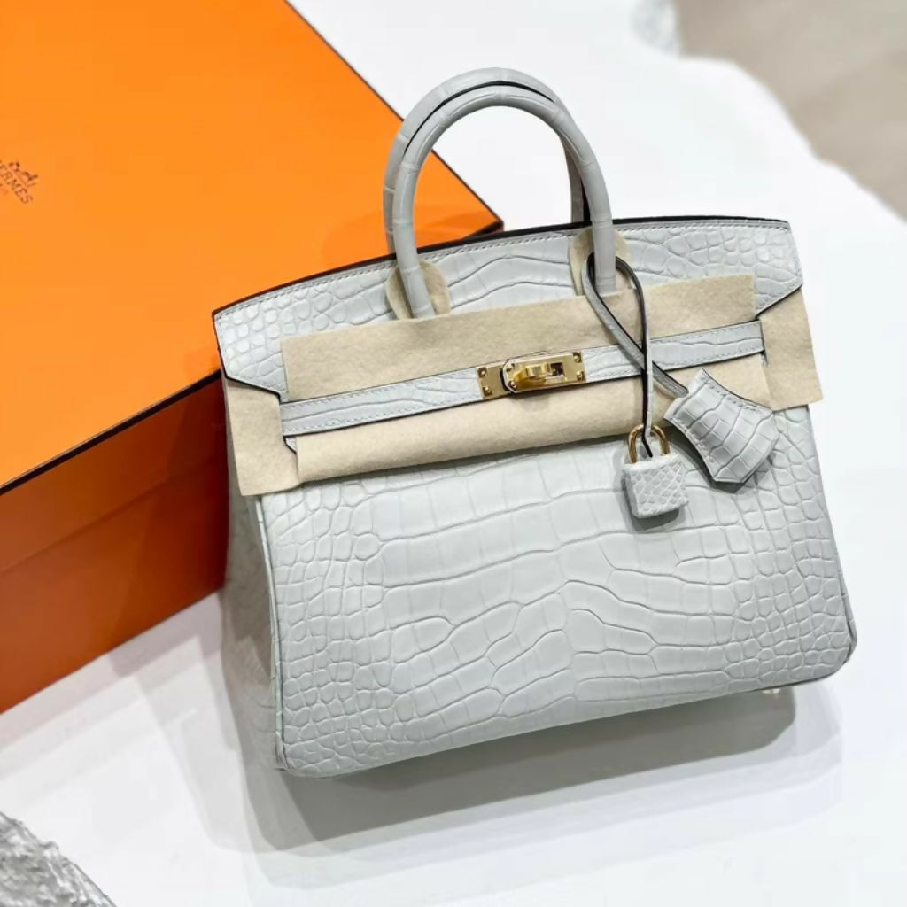 Hermès Birkin 25 Matte Gris Ciment crocodile leather Gold hardware