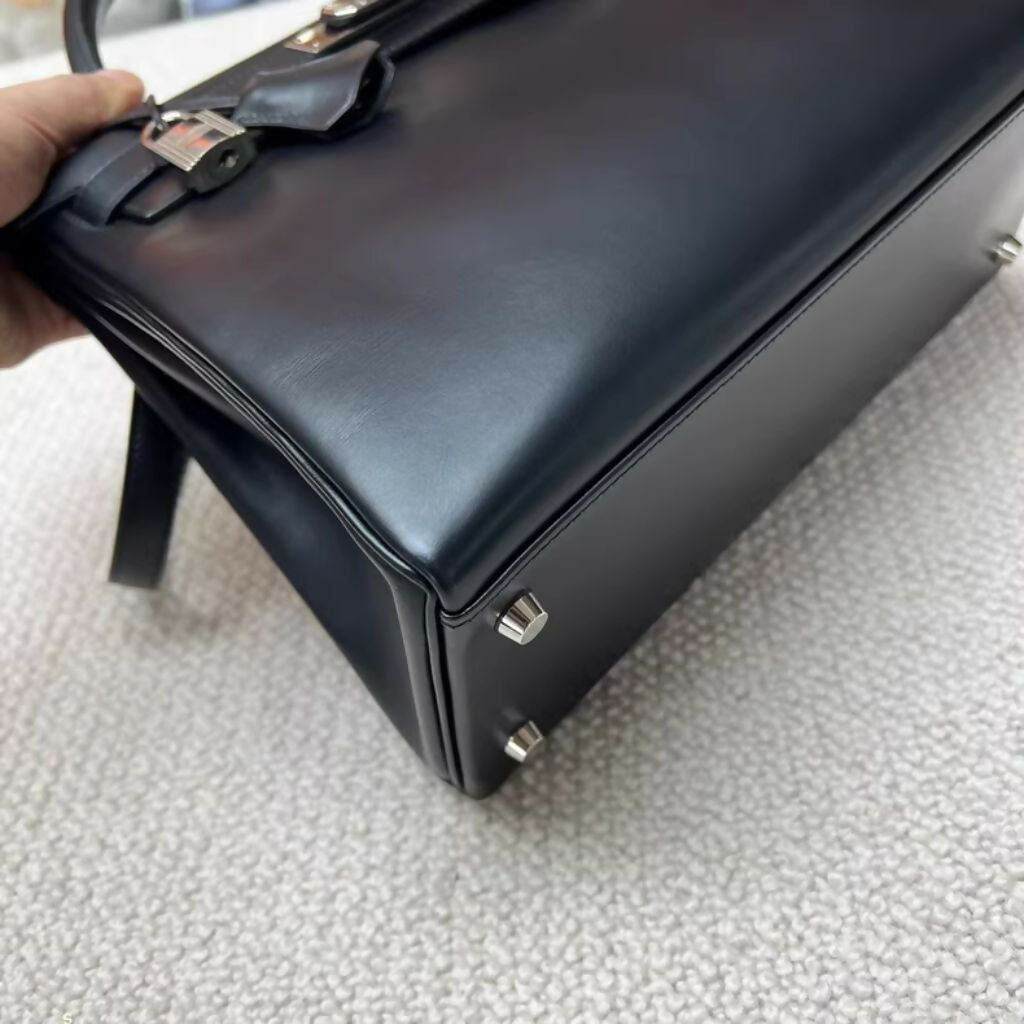 Hermès Kelly 28 Black Box Leather Palladium hardware – Rare Edition
