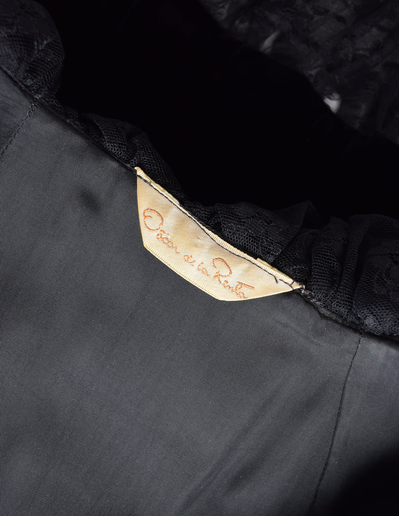 Oscar de la Renta Vintage Incredible Black Velvet Layered Lace Statement Sleeve Top