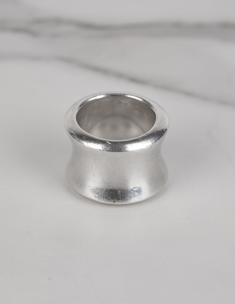 Patricia Von Musulin Vintage Sterling Silver Curved Pipe Ring