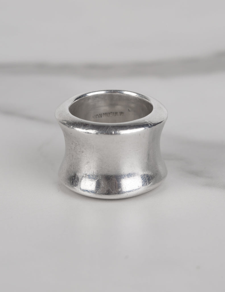 Patricia Von Musulin Vintage Sterling Silver Curved Pipe Ring