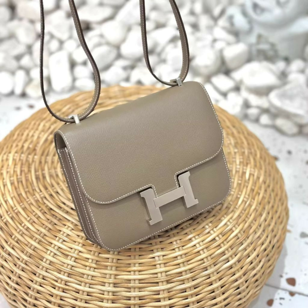 Hermès Constance 19 Etoupe Epsom Leather with Palladium Hardware