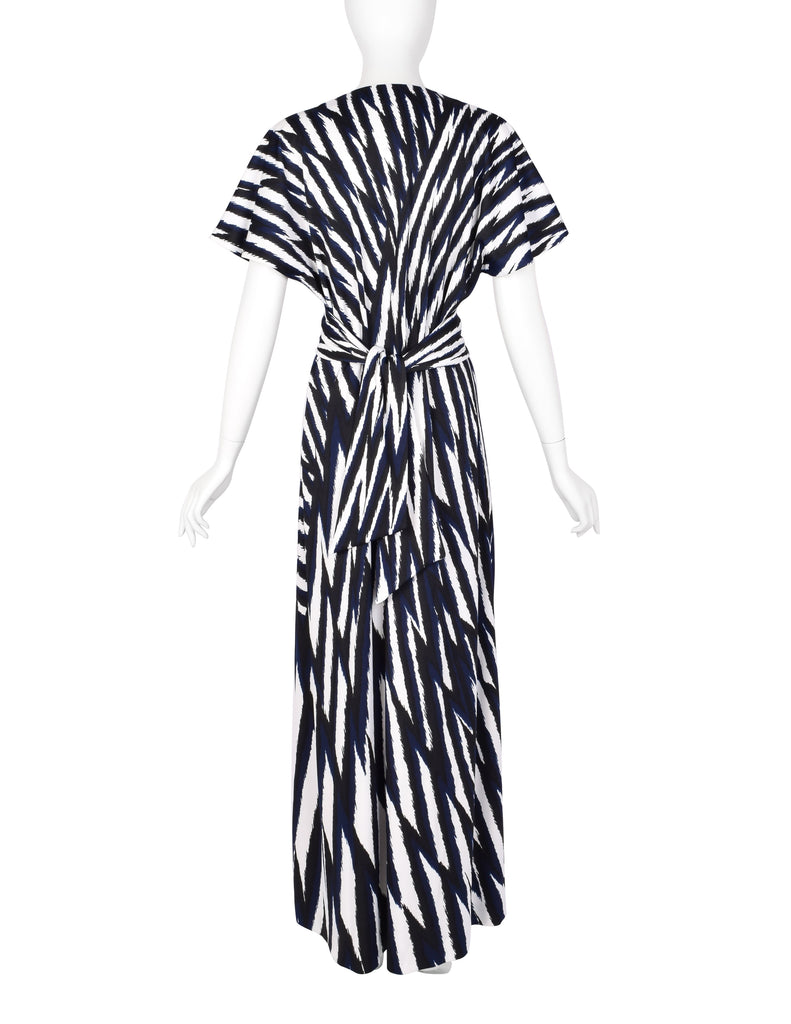 Roberta di Camerino Vintage 1978 Black Blue & White Zig Zag Print Jersey Maxi Dress