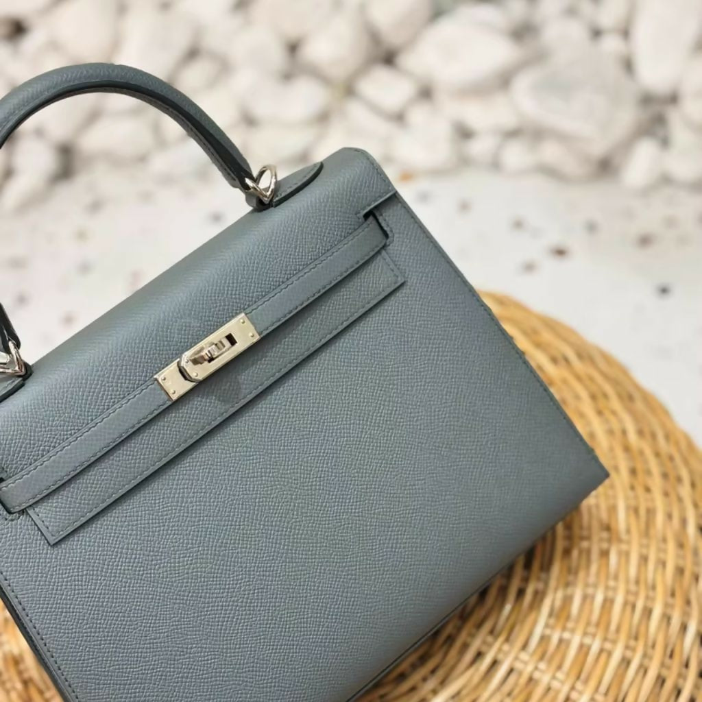 Hermès Kelly 25 Almond green epsom leather Palladium Hardware