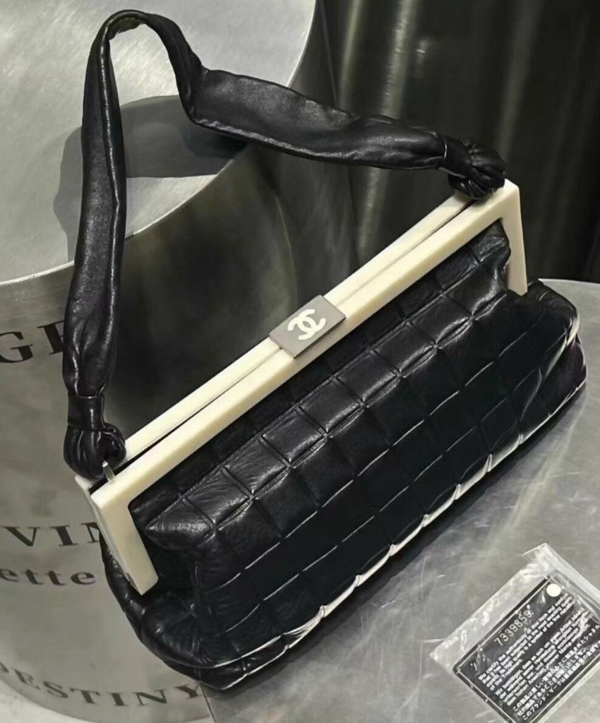 Chanel Vintage Black chocolat bars clutch