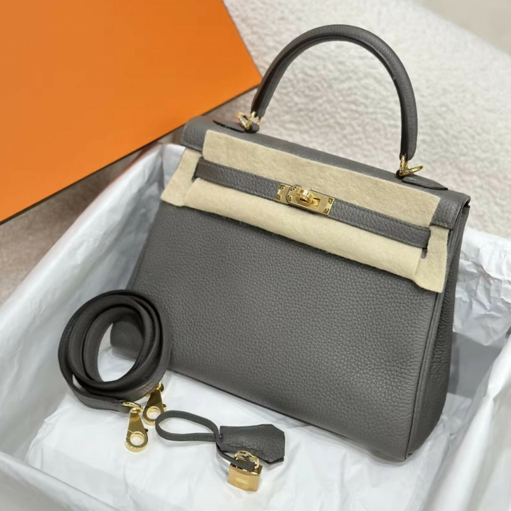 Hermès Kelly 25 Gris Etain Togo Leather Gold Hardware