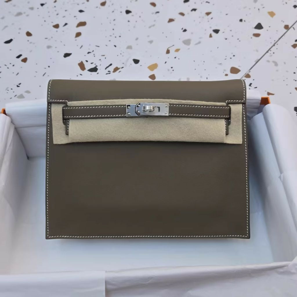 Hermès Kelly Danse Etoupe Swift Leather Palladium Hardware