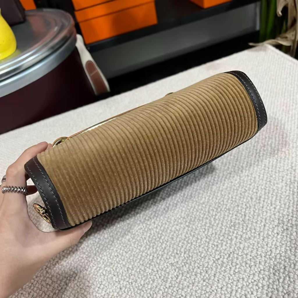 HERMES Velours Cotele Swift Sac Roulis 23 Tabac Camel Ebene