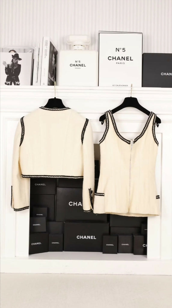 Chanel 1993 écru & black cropped jacket and top set