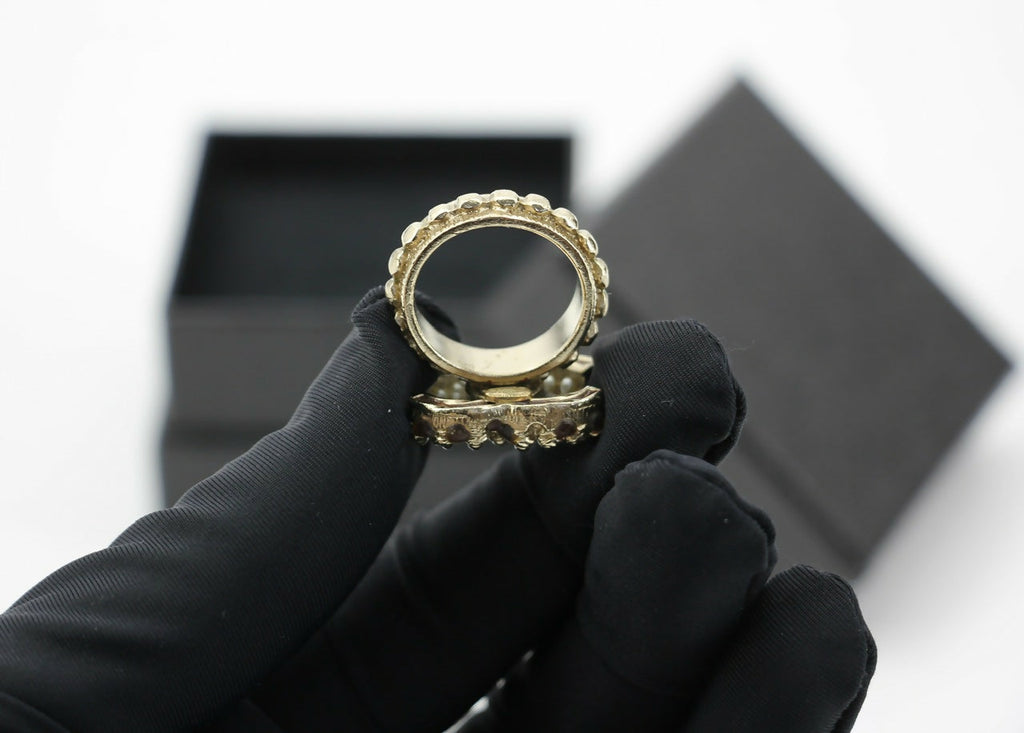 Chanel A12A Metal Imitation Pearl Maroon CoCo Mark Ring