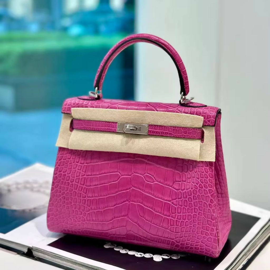 Hermès Kelly 25 Rose Sheherazade Matte Crocodile Leather Palladium Hardware