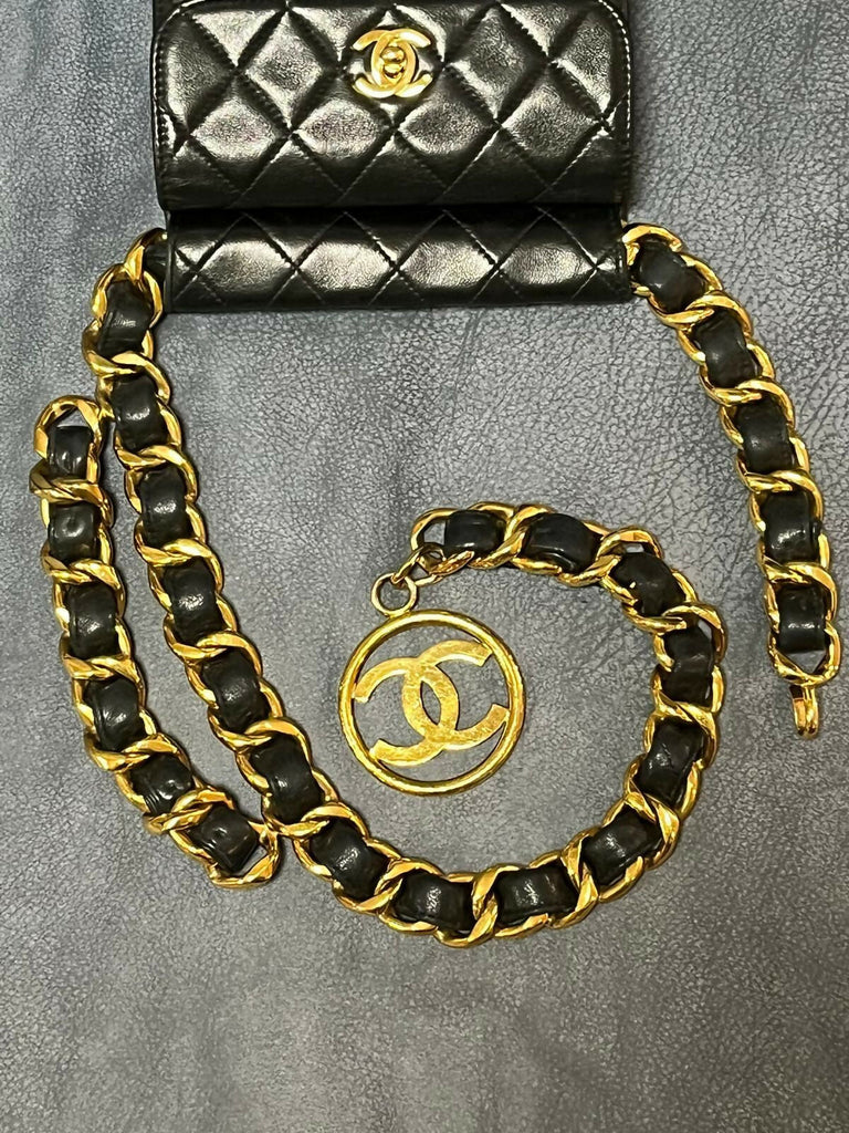 Chanel Vintage 1992 Lambskin Waist Bag with CC Medallion