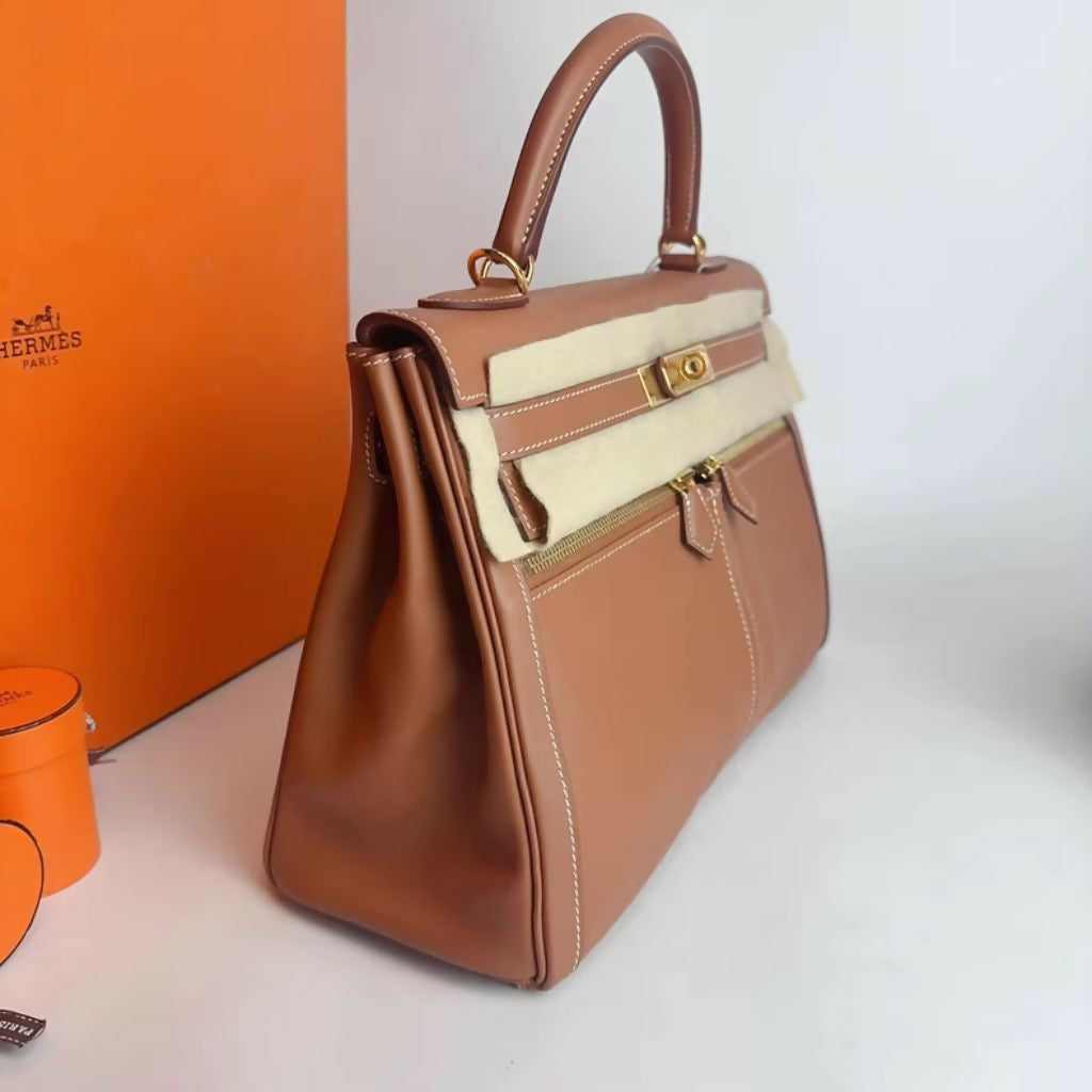 Hermès Kelly Lakis 32 Gold Swift Leather with Gold Hardware