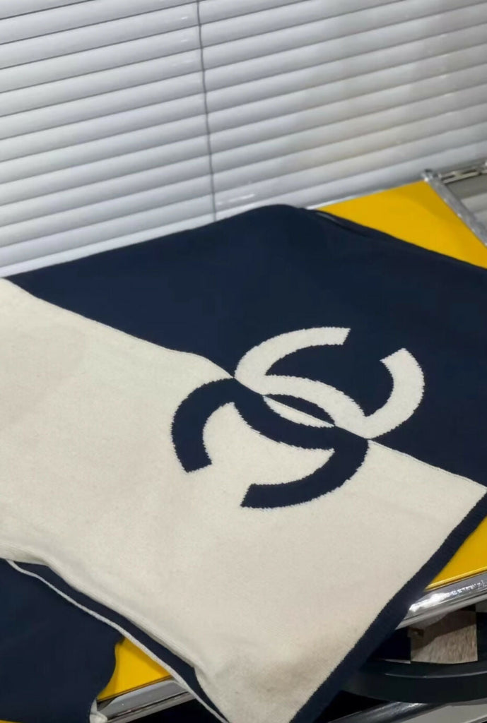 Chanel 100% cashmere scarf