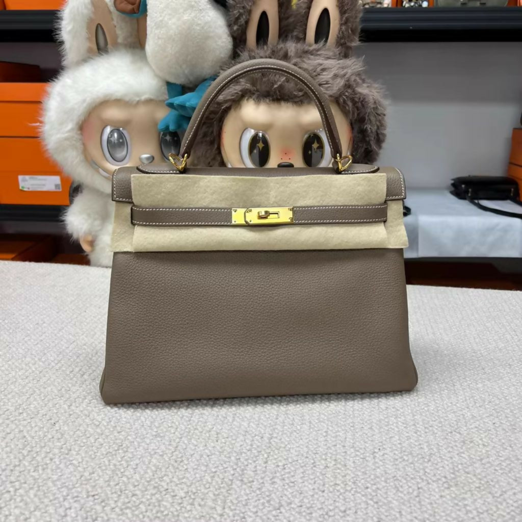 Hermès Kelly 32 Etoupe Togo Leather Gold Hardware