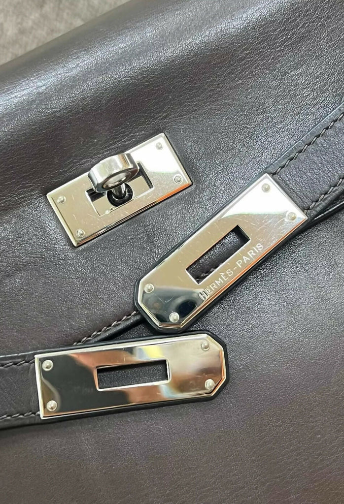 Hermes kelly 32 ebony Barenia saddle leather palladium hardware