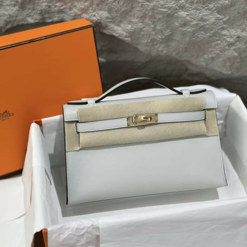 HERMES Mini Kelly Pochette Gri Platinum  Swift Leather Gold Hardware
