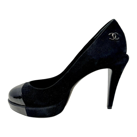 Chanel Pumps